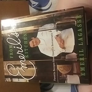 Emeril lagasse cookbook